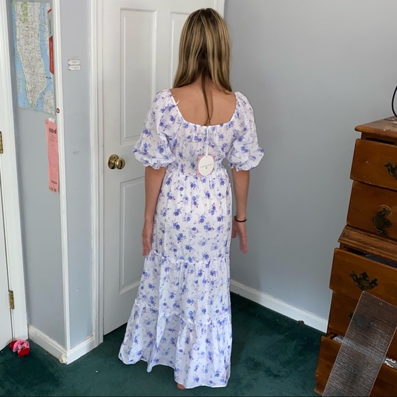 Gorgeous Floral Maxi Dress - Picture 5 of 5